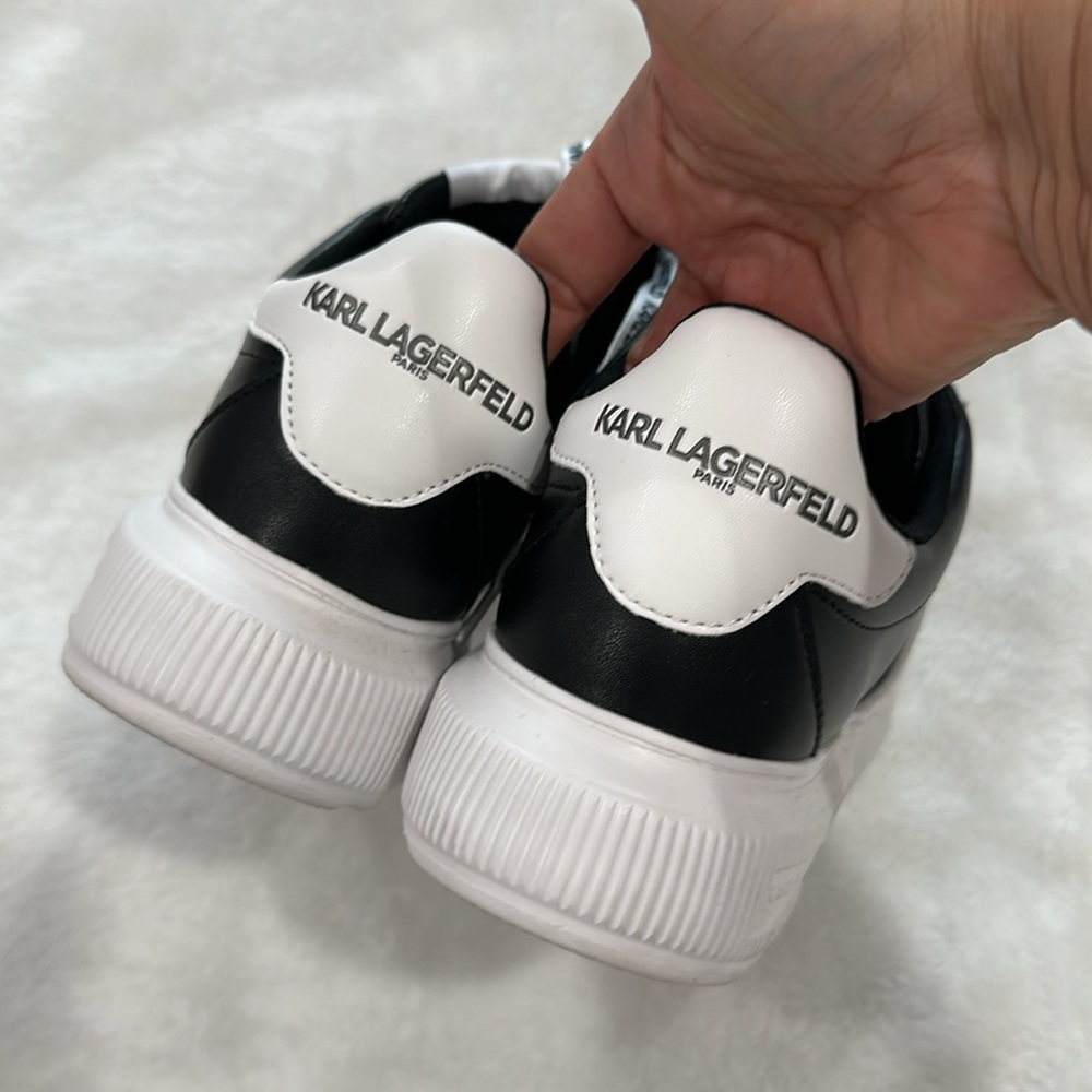 Karl Lagerfeld beautiful sneakers size 8.5 - Picture 5 of 10